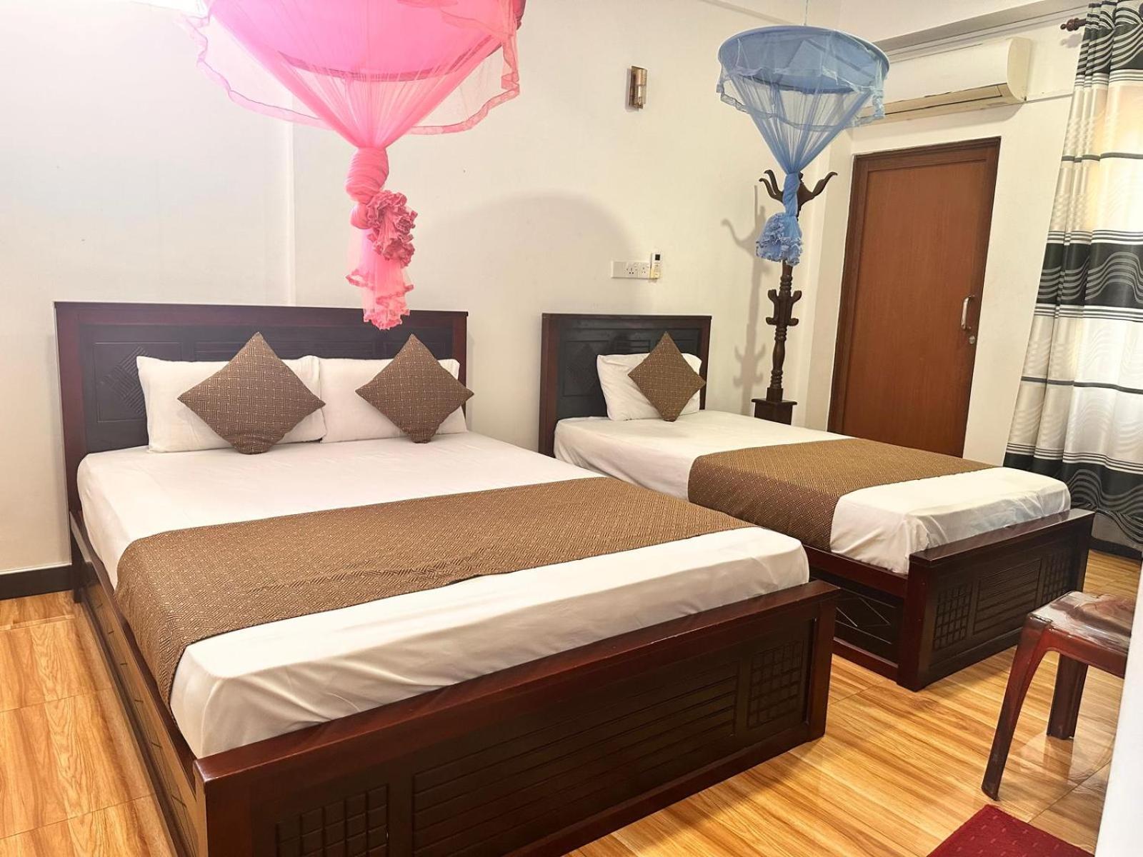 Holiday Villa Тринкомали Экстерьер фото